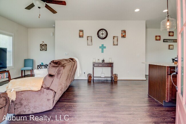 Building Photo - 3 br, 3.5 bath House - 418 Jack Hampton Drive