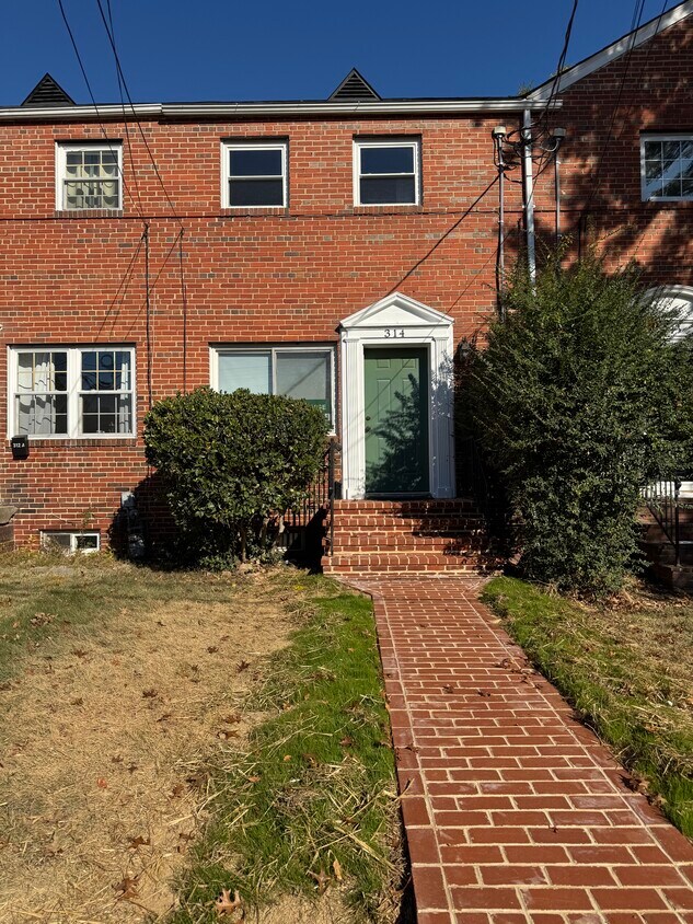 Foto principal - 314 Clifford Ave