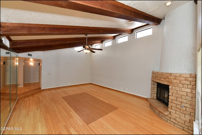 Building Photo - 5534 Oakbriar Cir