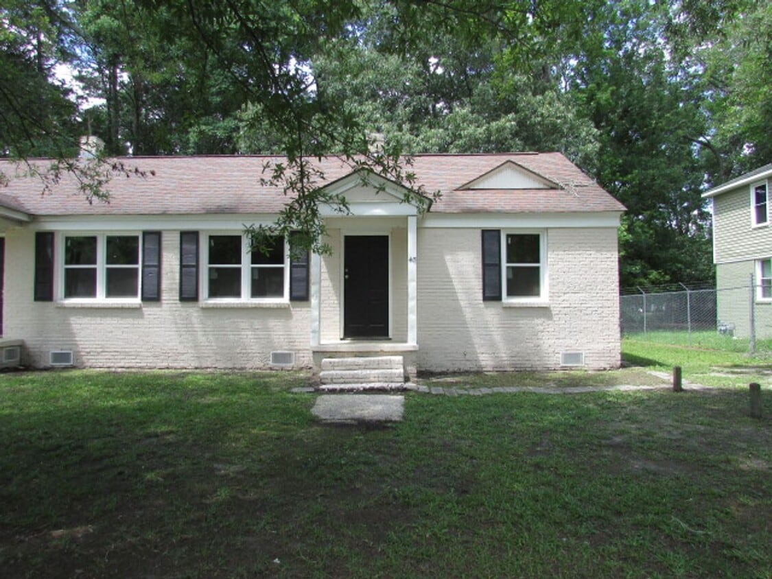 Primary Photo - Spacious Three Bedroom
