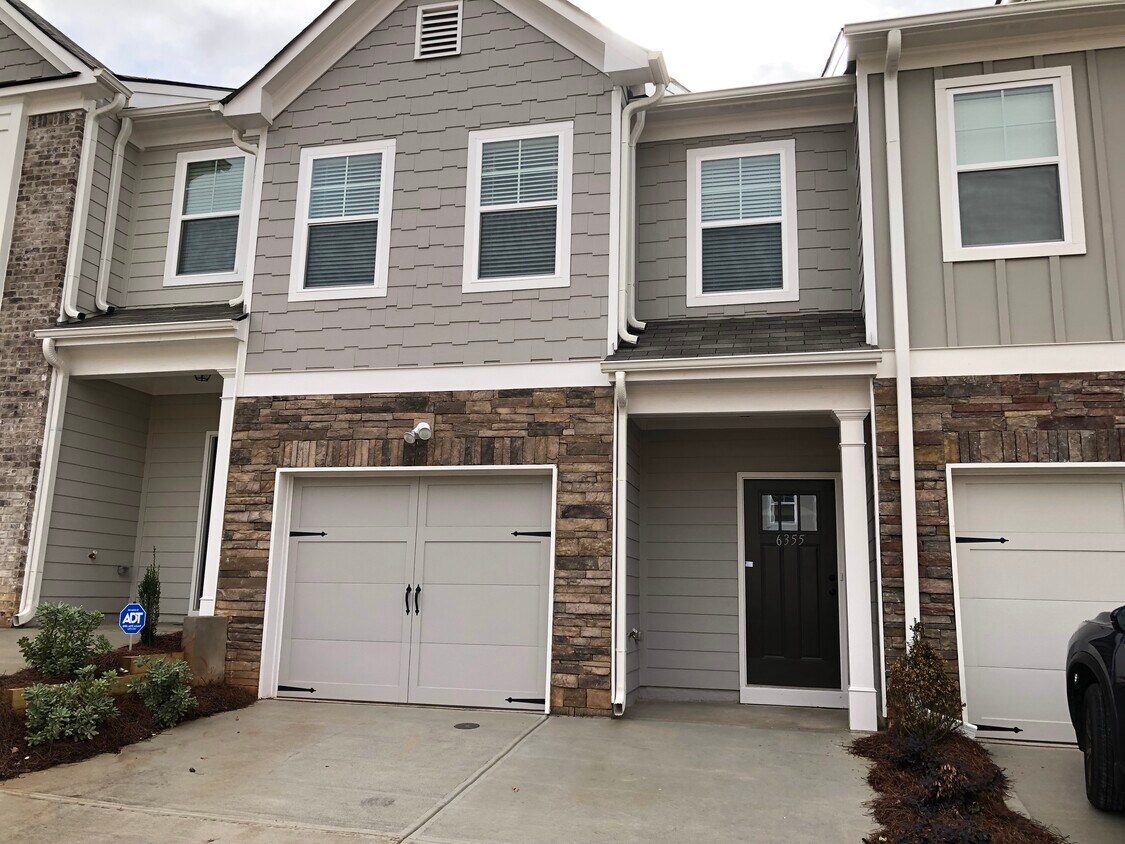 Building Photo - 6355 Princeton Ridge Dr