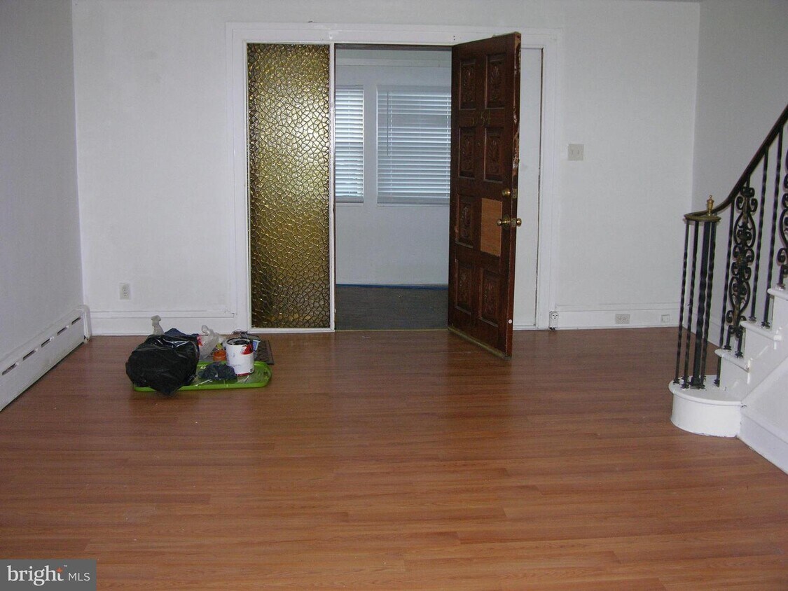 Primary Photo - 6754 Paschall Ave