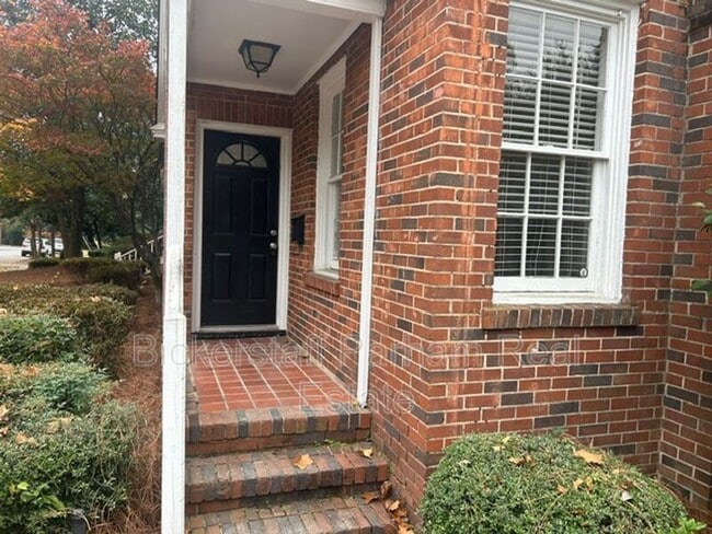 Foto del edificio - 925 Cooper Ave