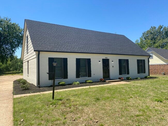 Foto del edificio - 5001 Whitworth Rd