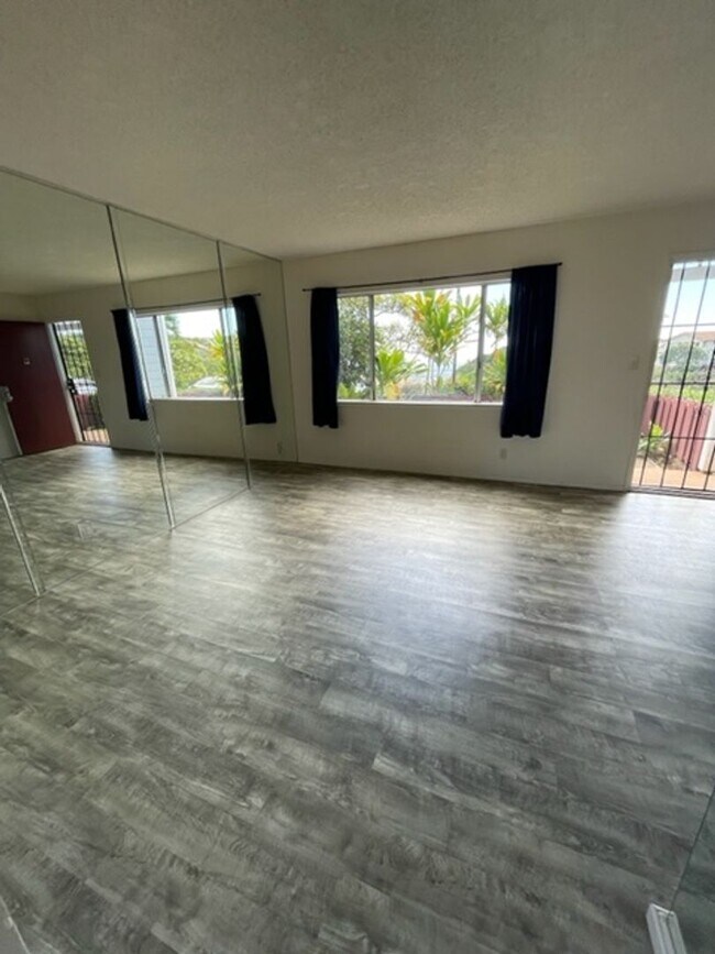 Foto del edificio - CM-105