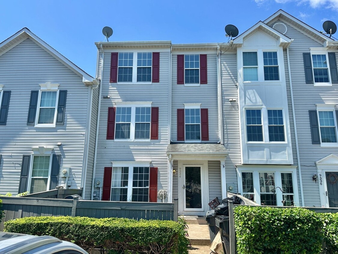 Fantastic 3 Bedroom Townhouse in Wellingto... - Fantastic 3 Bedroom Townhouse in Wellingto...