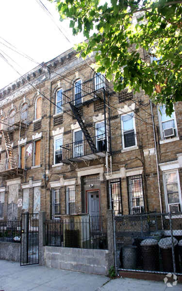 Primary Photo - 415 New Jersey Ave