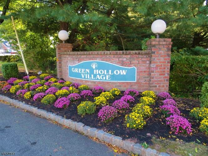 Foto principal - 1403 Green Hollow Dr