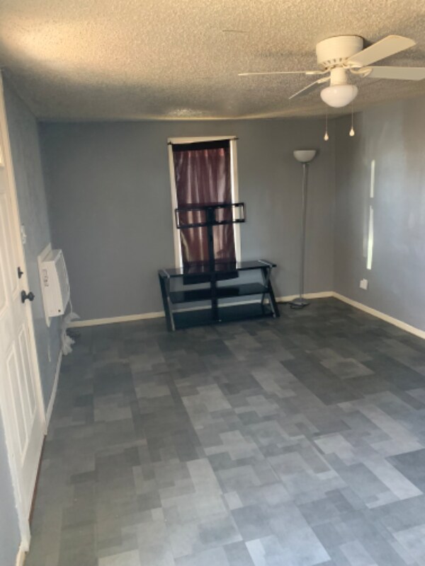Foto principal - 1511 Wichita Ave