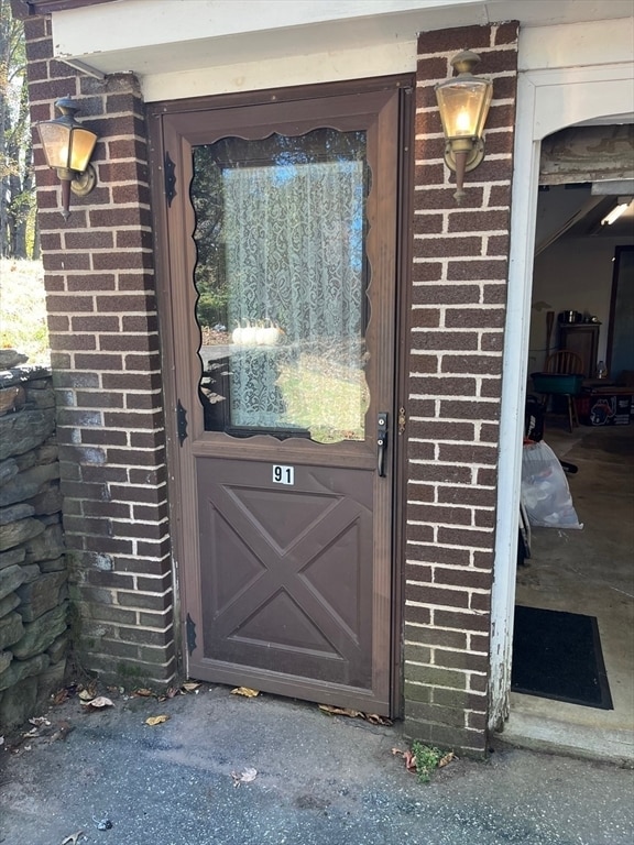 Building Photo - 93 Lantern Ln