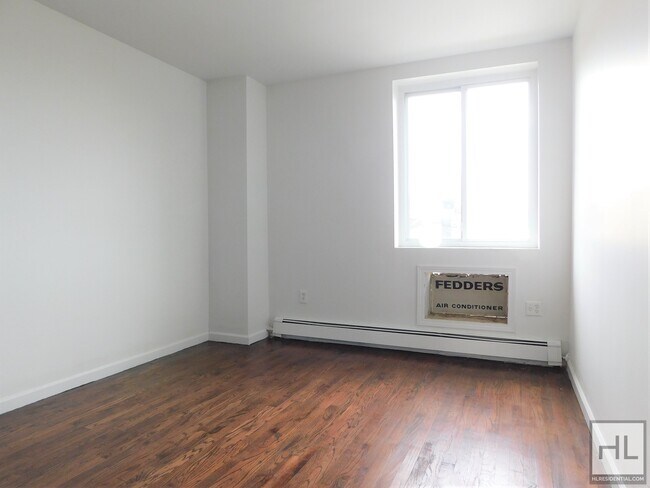 Building Photo - 947 HERKIMER STREET
