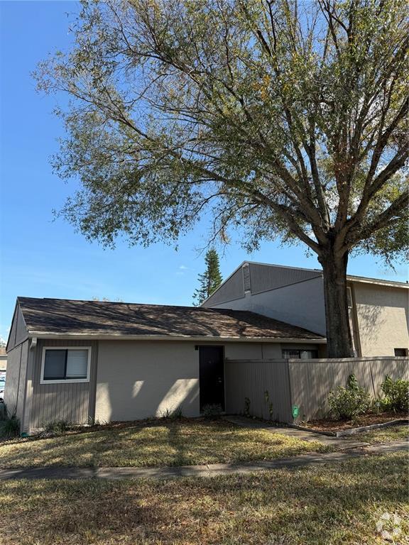 Building Photo - 8608 Lake Isle Dr