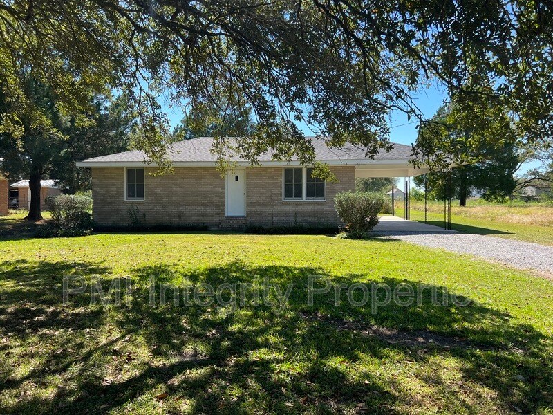 7738B Main Hwy, Saint Martinville, LA 70582 House Rental in Saint