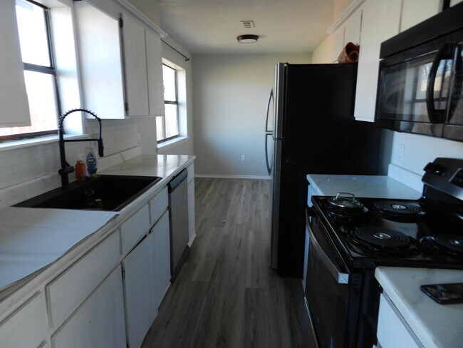 Foto del edificio - 5002 SE 47th St
