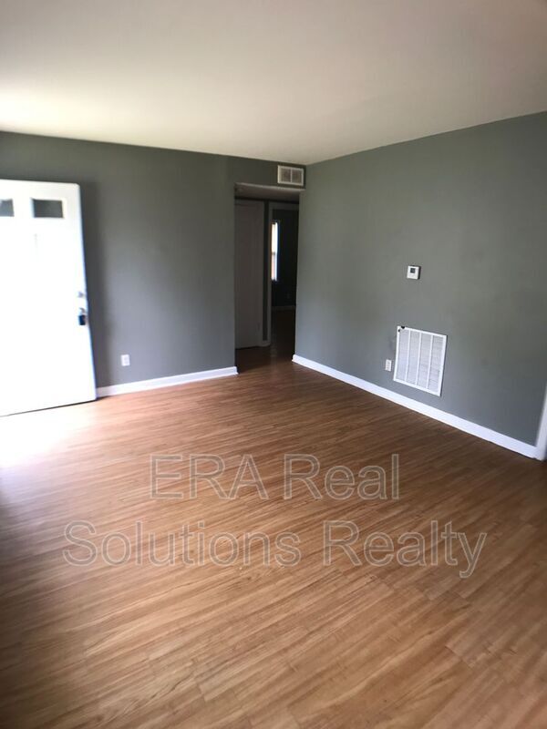 Building Photo - 2373 Lindale Rd