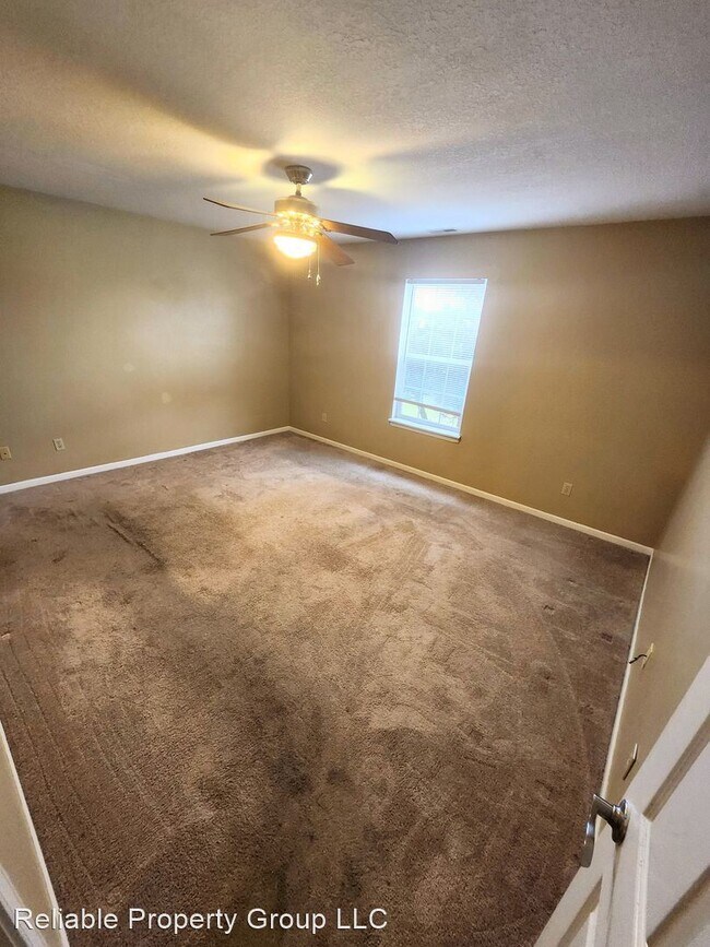 Building Photo - 3 br, 2 bath House - 621 Mission Hill Dr