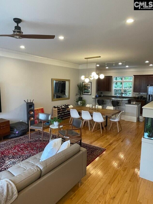 Primary Photo - 108 Rio Rose Cir