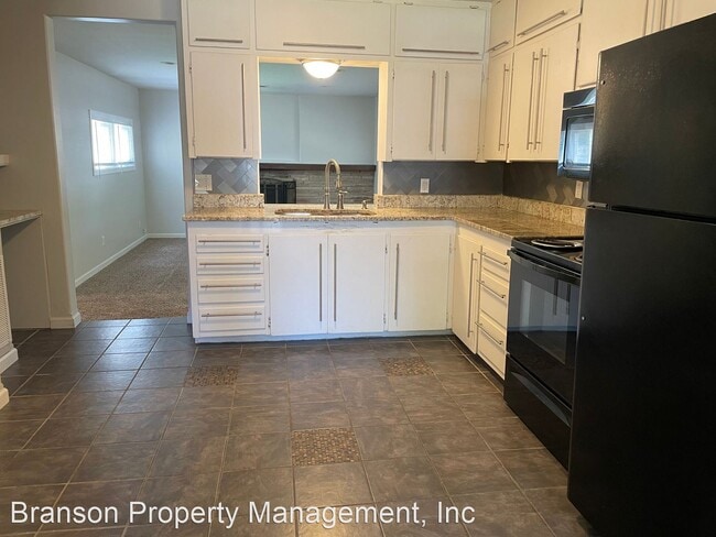 Building Photo - 3 br, 2 bath House - 1701 S Roanoke