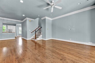 Building Photo - 4631 Regent Manor Dr