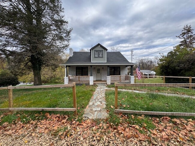 Building Photo - Renovated Brick Cape Cod in Town of Amherst