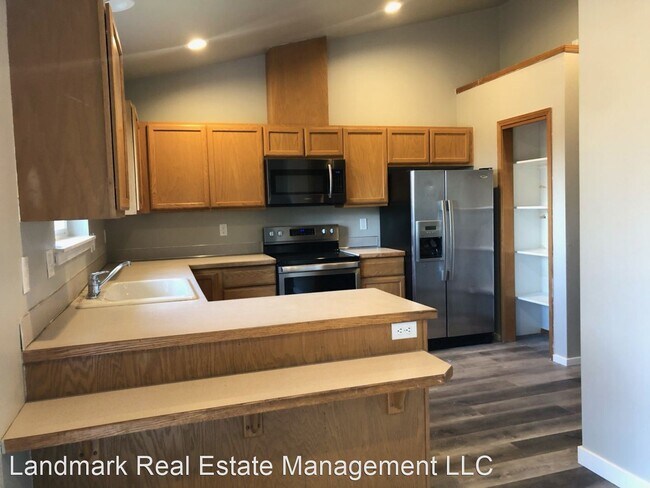 Foto del edificio - 6 br, 3 bath House - 922 34th Street