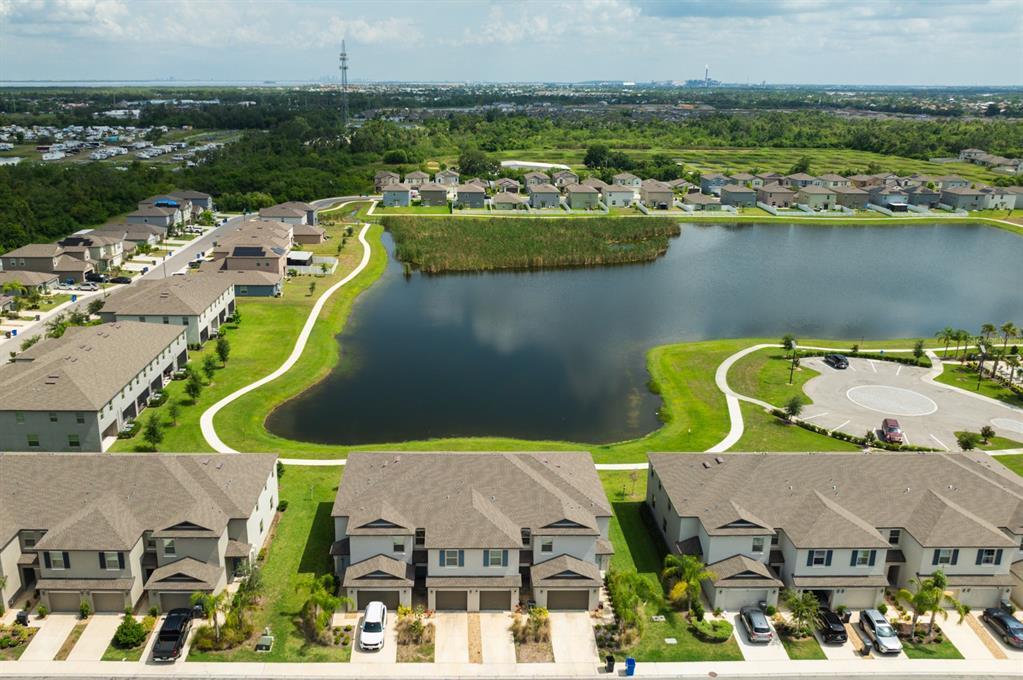 Foto principal - 736 Royal Empress Dr