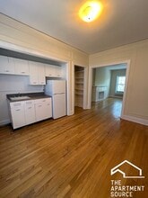 Building Photo - 1031 Dempster St
