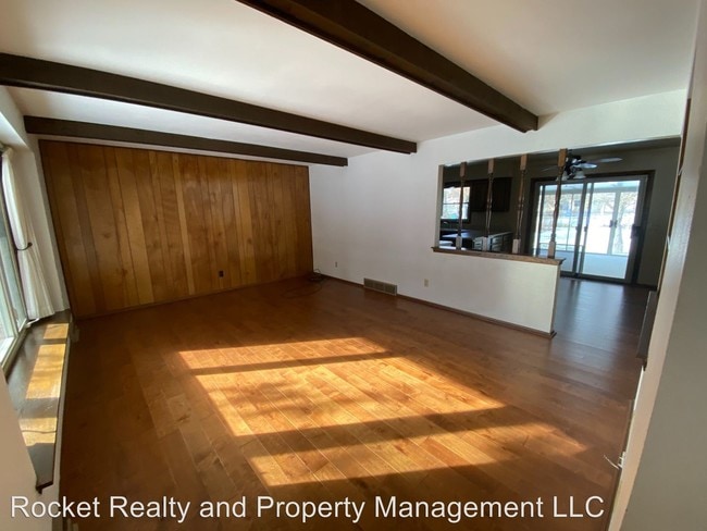 Building Photo - 3 br, 1.5 bath House - 3405 Royal Road