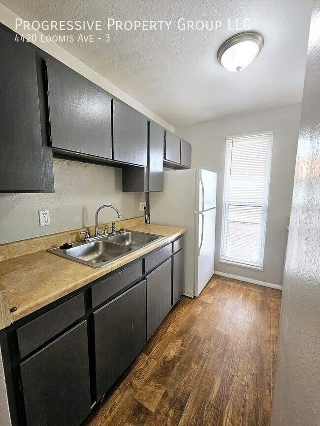 Building Photo - First Months Rent FREE!