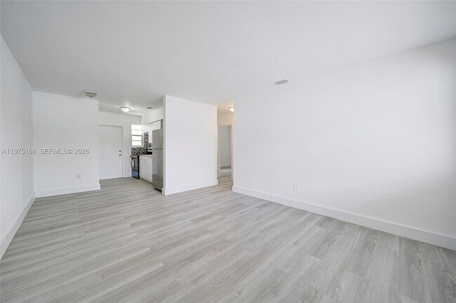 Foto del edificio - 6733 NW 2nd Ct