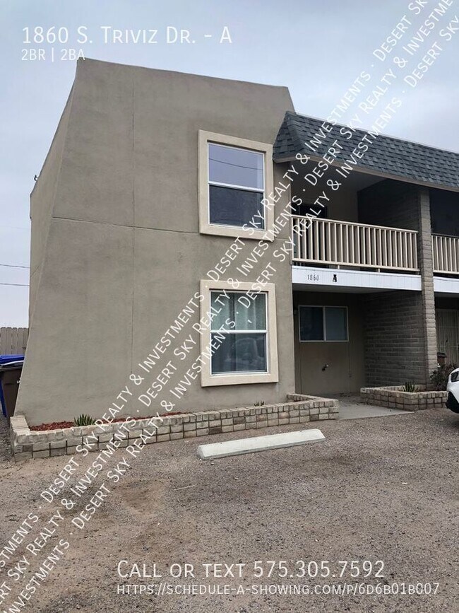 Building Photo - 2 Bedroom 1.5 Bath Duplex
