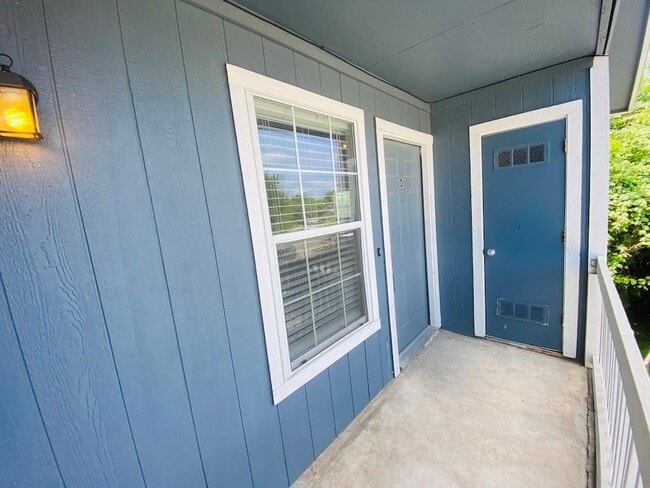 Building Photo - 4903 Merritt Dr