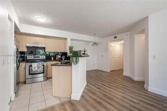 Building Photo - 4280 San Marino Blvd