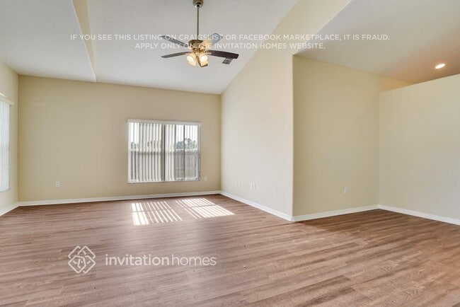 Building Photo - 913 Van Loon Ct