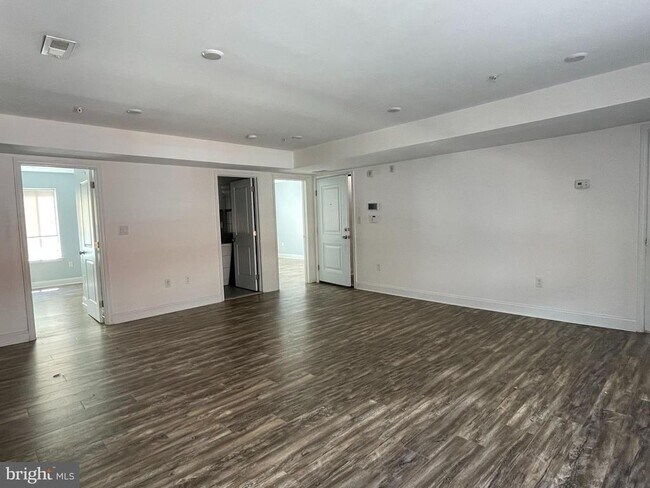 Foto del edificio - 1257-59 N Newkirk St