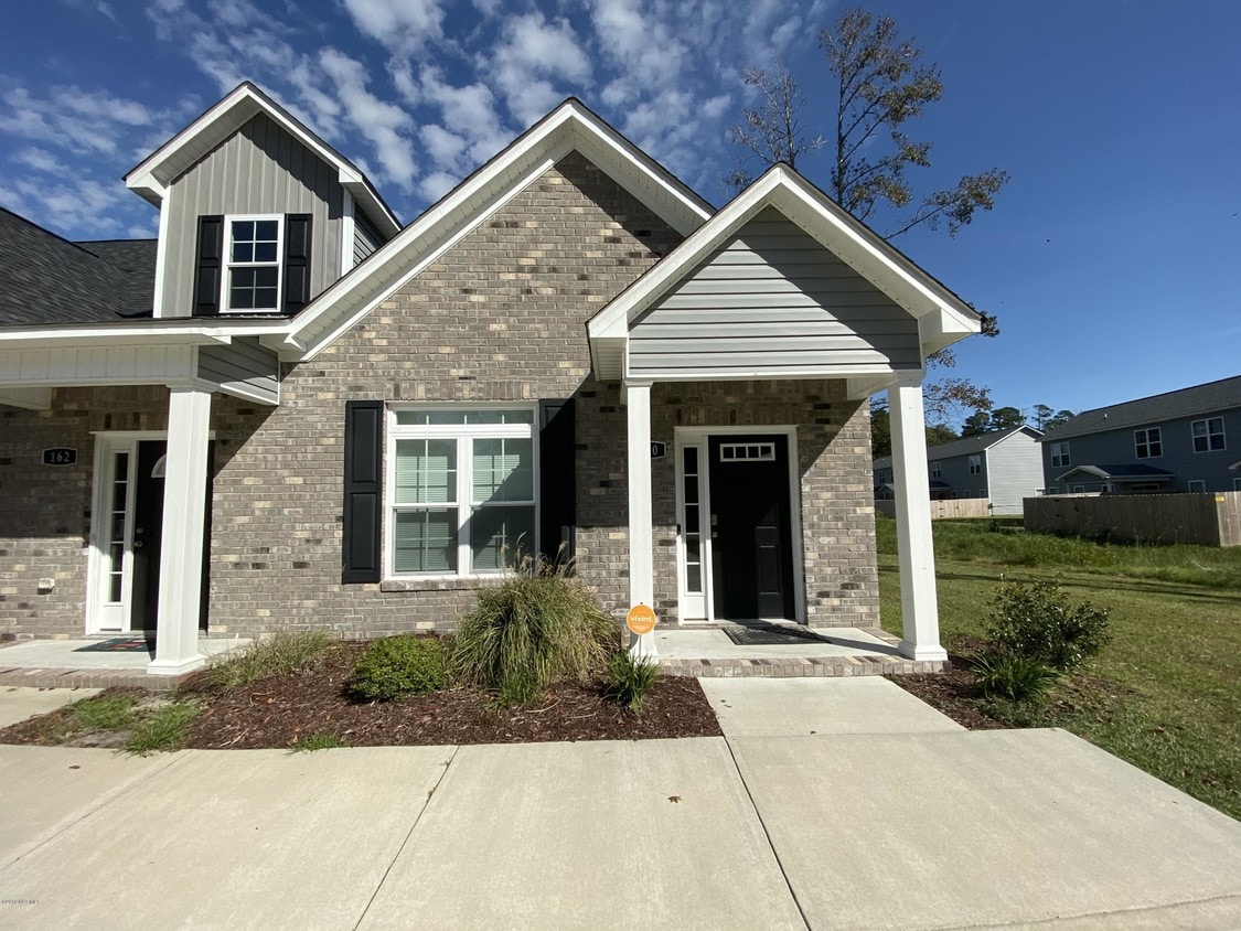160 Station House Rd, New Bern, NC 28562 Townhome Rentals in New Bern