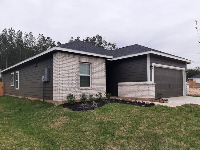 Foto del edificio - 5855 Strawflower Ln