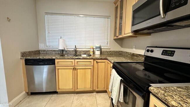 Foto del edificio - 2 br, 2 bath House - 651 E Woolbright Rd A...