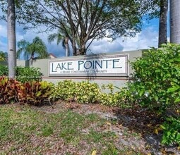 Building Photo - 212 Lake Pointe Dr