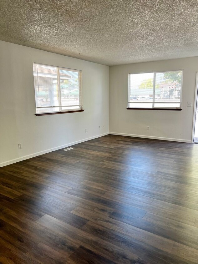 Foto principal - 1528 North Ct