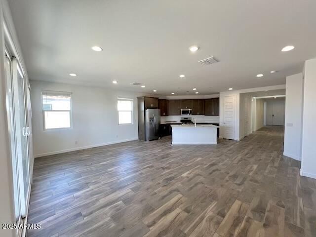 Building Photo - 8122 E Paloma Ave