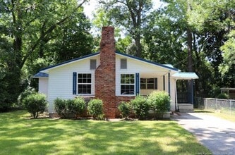 Building Photo - 1003 James St