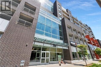 Building Photo - 280 Lester St