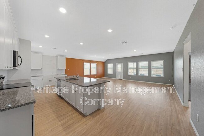 Foto del edificio - 2700 Coral Vly
