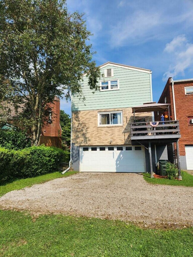 Foto del edificio - 2703 Harbison St