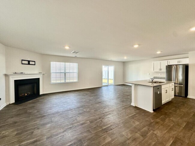 Building Photo - 1603 Blue Velvet Ln