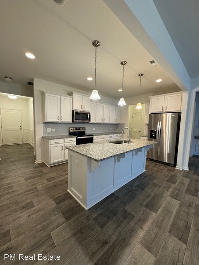 Building Photo - 3 br, 2.5 bath House - 3513 Gardner Parson...