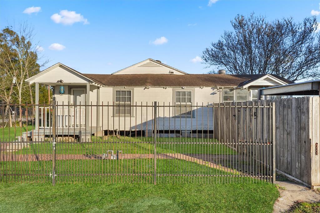 Primary Photo - 12222 Nola Ct
