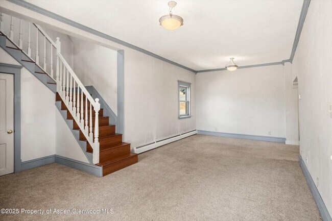 Foto del edificio - Charming Single Family Home in Rifle for Rent