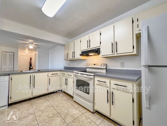 Foto del edificio - 630 Kenwick Cir